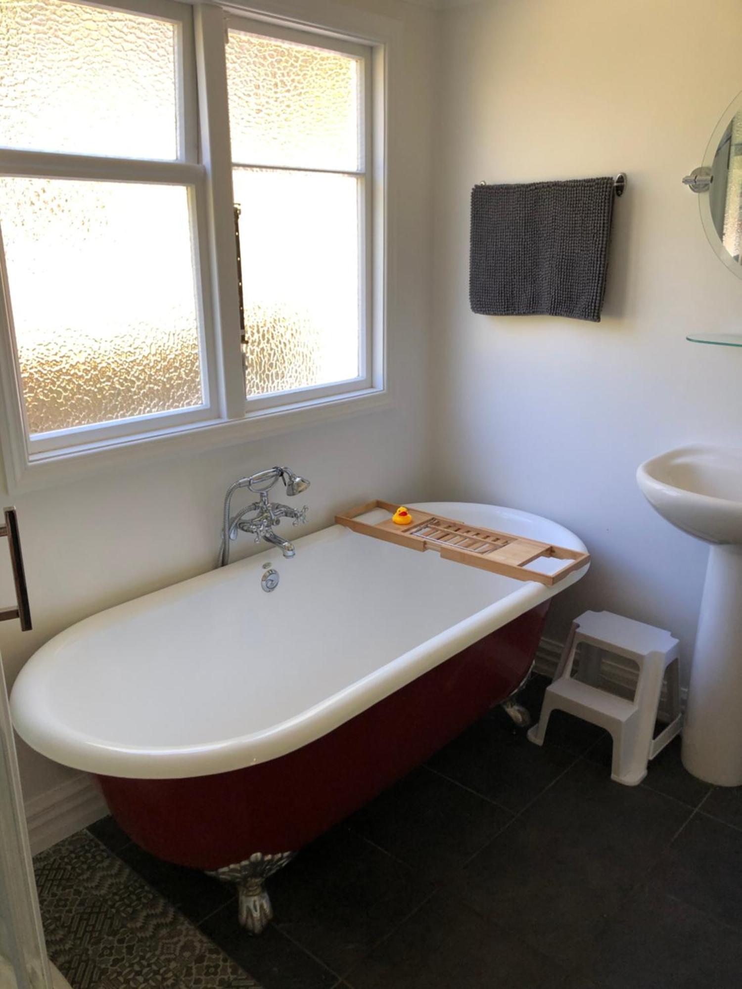 Renwick In The City Nelson, 10Min Walk To City Centre, Full Kitchen, Fast Fibre Wifi, Drive 13Min To Airport, 5Min To Hospital, Quiet Street, Dog Friendly 외부 사진