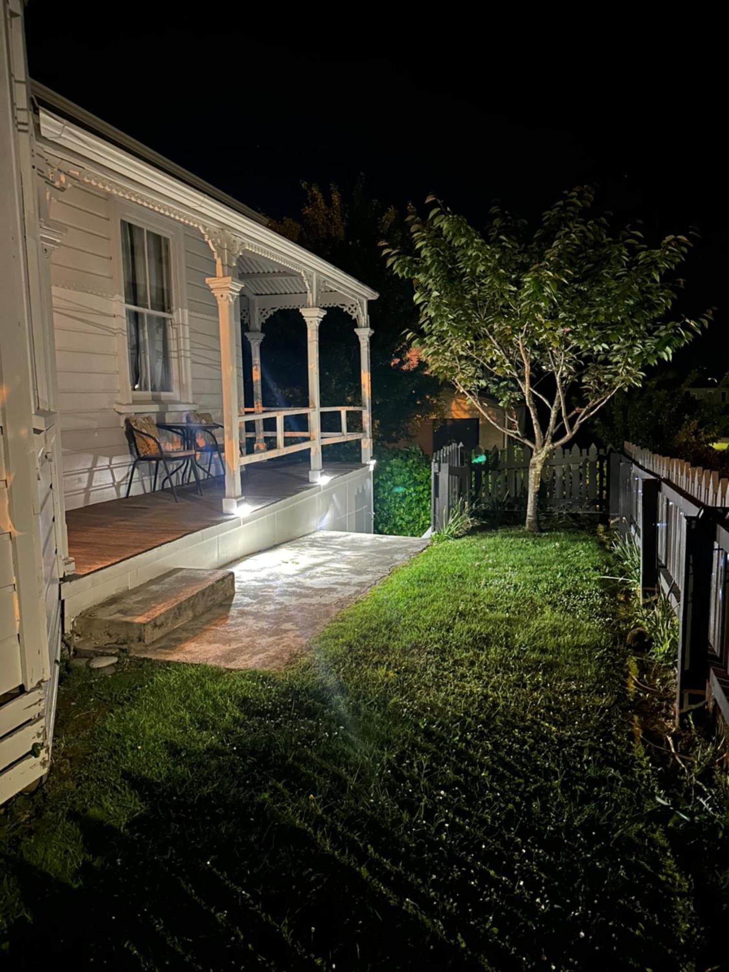 Renwick In The City Nelson, 10Min Walk To City Centre, Full Kitchen, Fast Fibre Wifi, Drive 13Min To Airport, 5Min To Hospital, Quiet Street, Dog Friendly 외부 사진